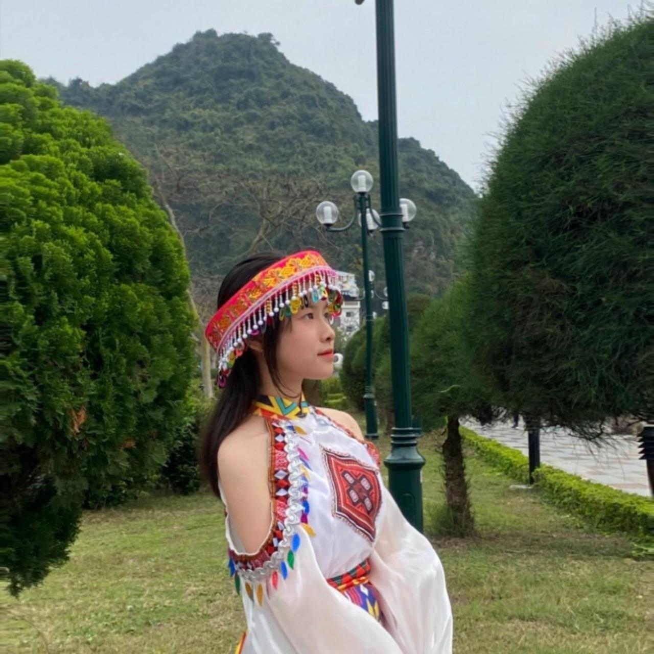 Cat Ba Valentine Hotel Dong Khe Sau Extérieur photo